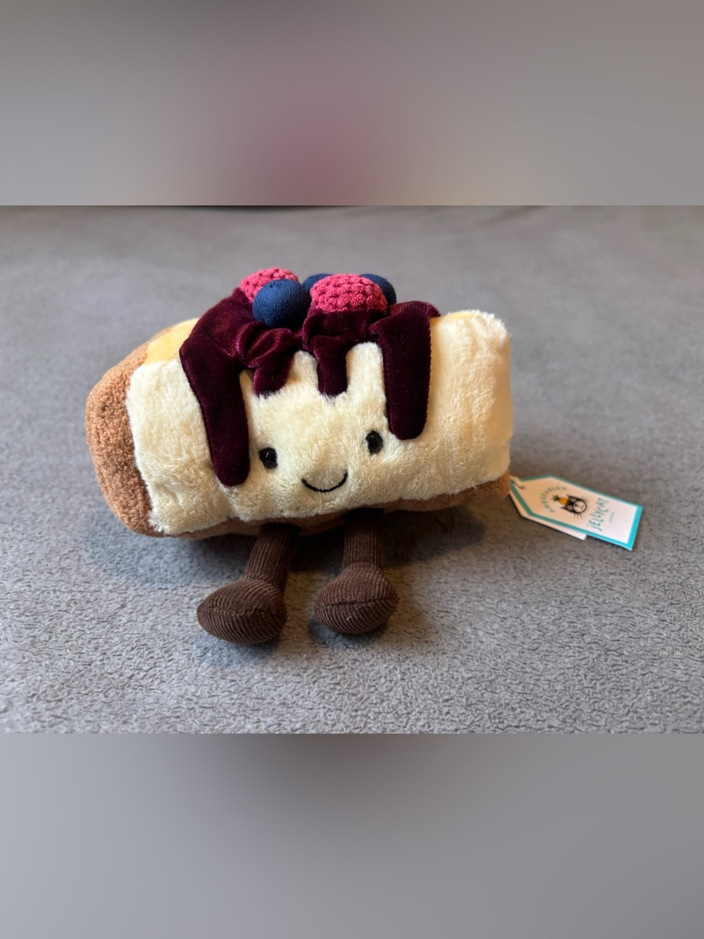 JellyCat Crembler Cheesecake NYC Exclusive